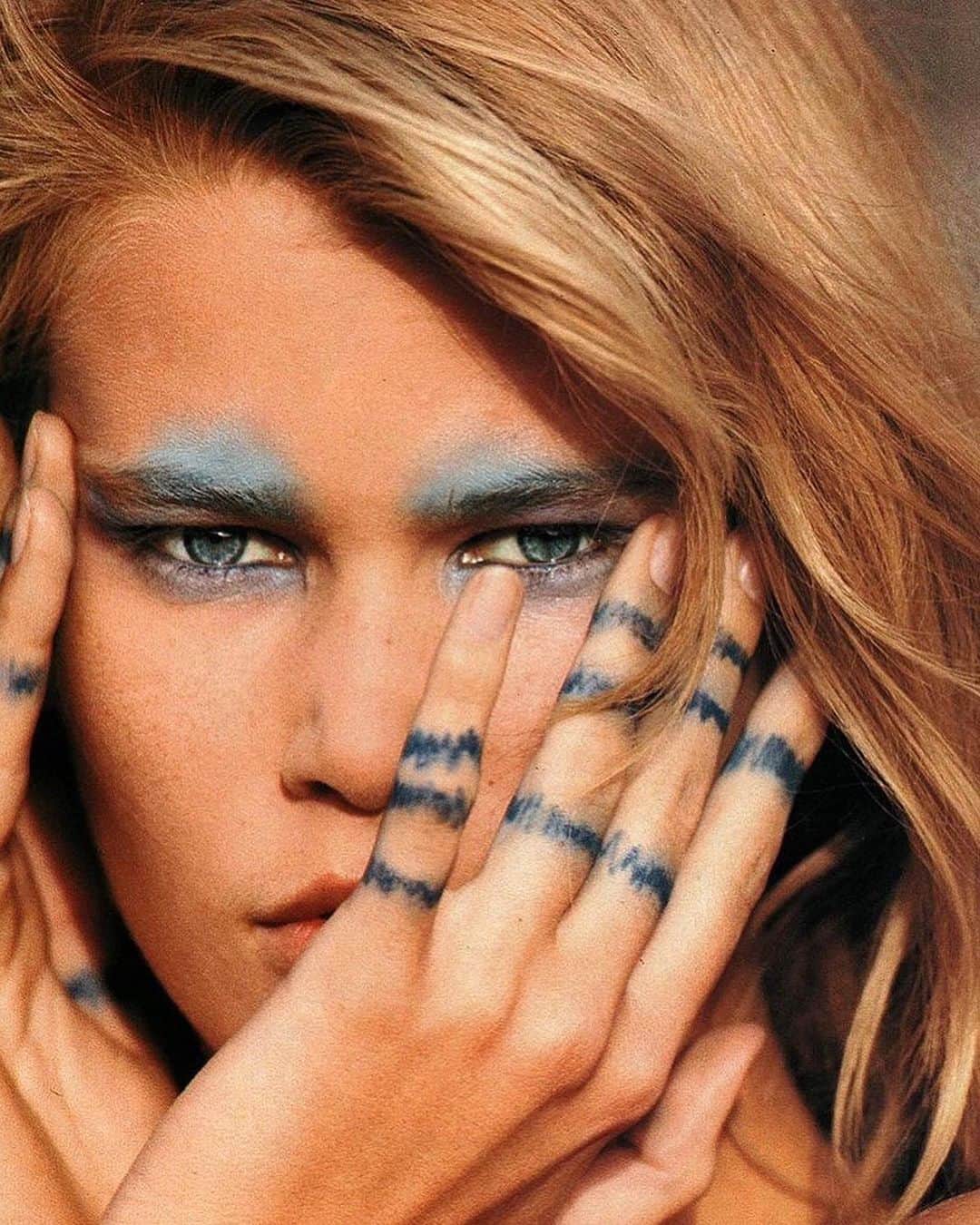のインスタグラム：「Ocean blue.  📸@hansfeurer for @elle_italia, 1989.」