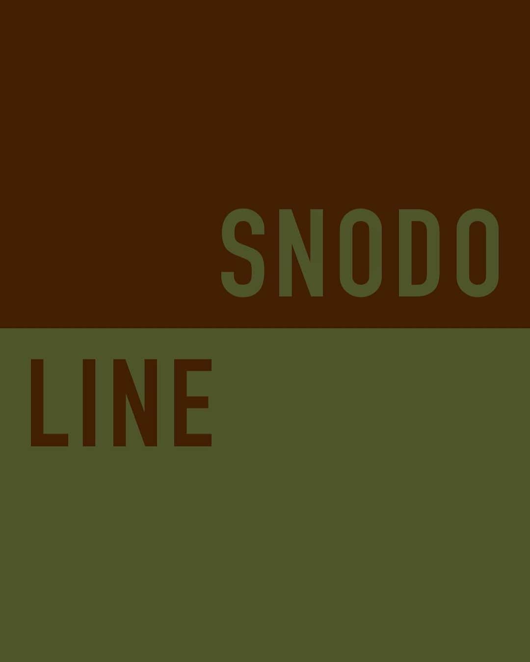 イルビゾンテのインスタグラム：「Introducing the Snodo Line: where functional knots crate distinct bags that balance solidity and lightness in style. Choose from a range of sizes.   #ilbisonte #sustainability #madeinitaly #fw23 #thesnodoline」