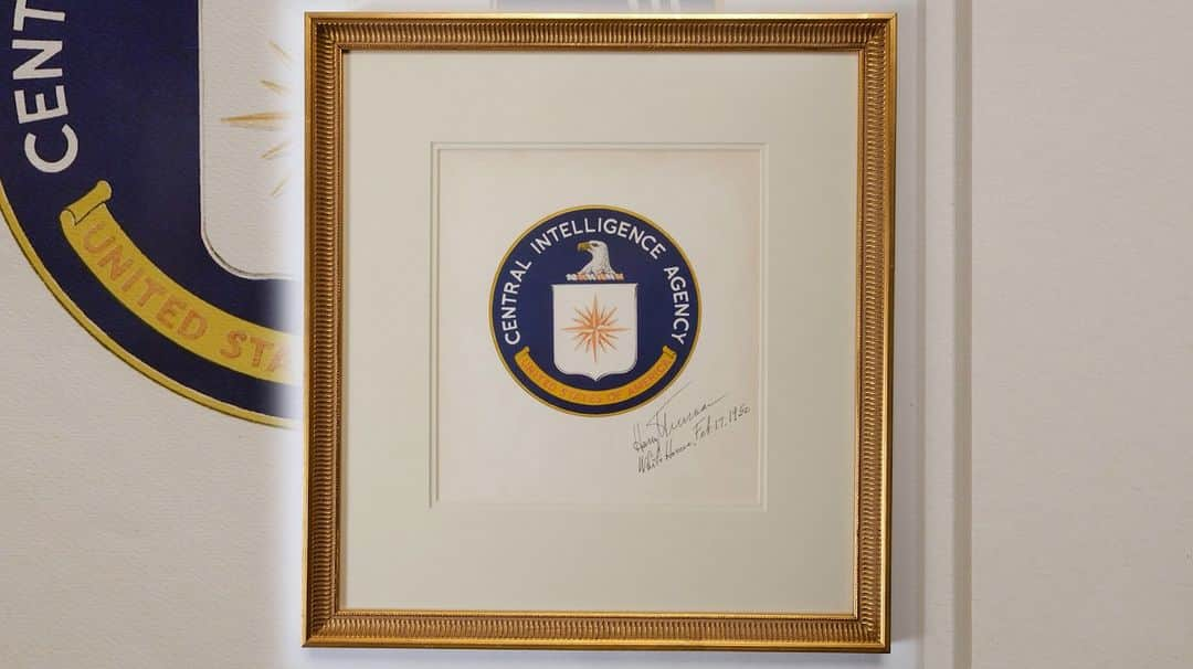 CIAのインスタグラム：「In celebration of the Agency's 76th birthday, we're sharing a new episode of “The Debrief: Behind the Artifact” which highlights the origins of one of the most recognizable elements of our organization: the #CIA seal.   #HISTINT #BehindTheArtifact」