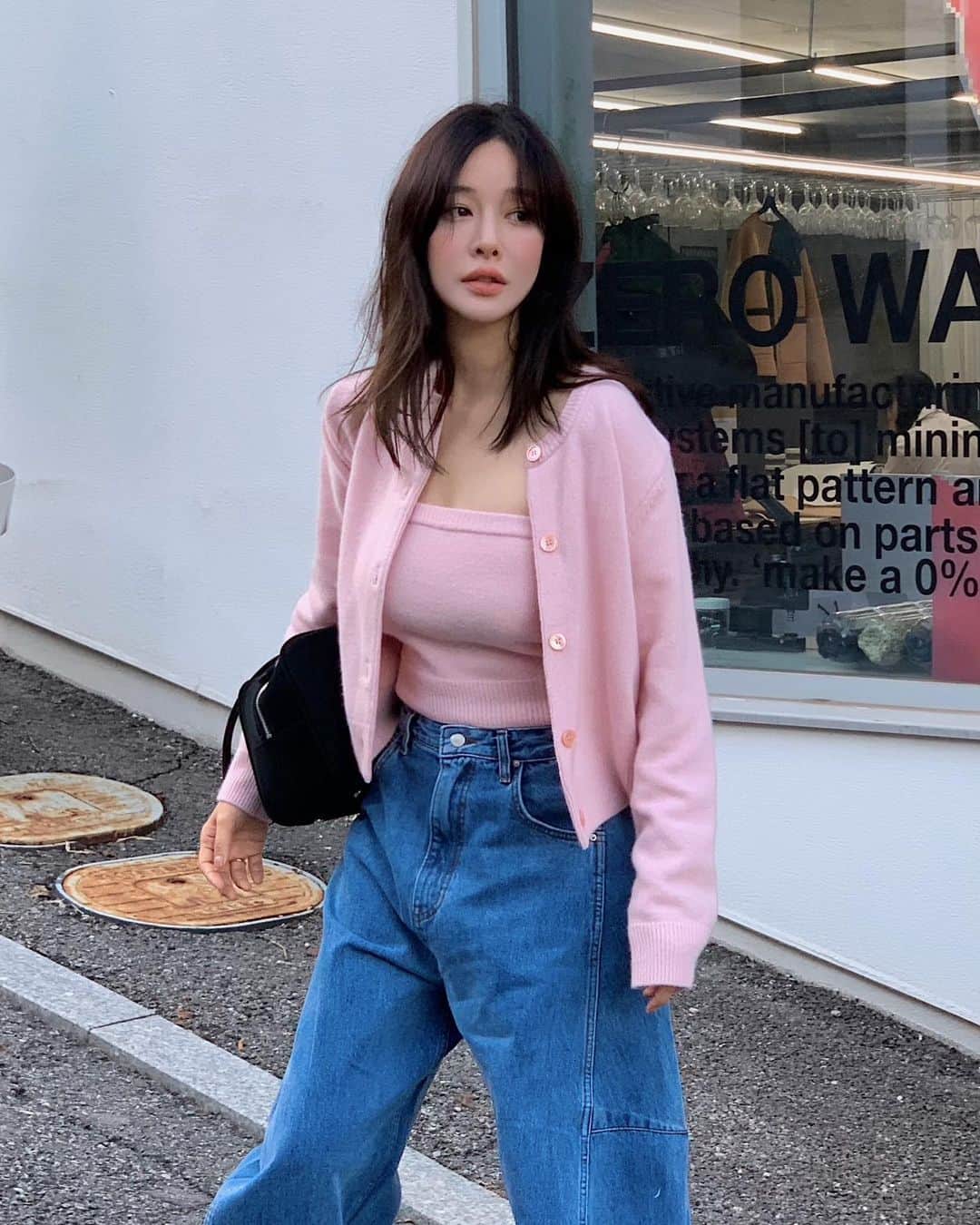 のインスタグラム：「증말 오랜만에 핑쿠했는데🫵🏼」
