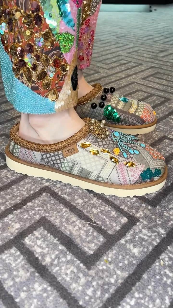 MATCHESFASHION.COMのインスタグラム：「The collaboration you didn’t know you needed: @ashish x @ugg. Debuted at his SS24 show in London, yay or nay? #LFW」