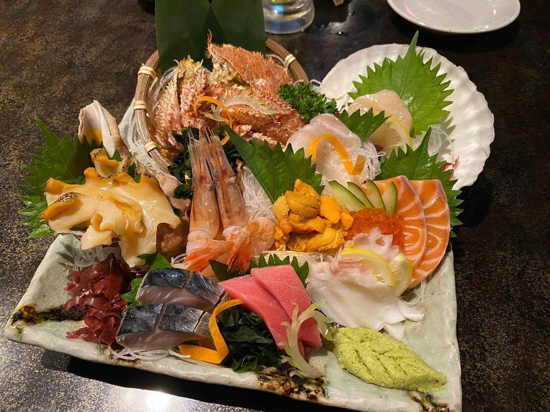 岩村菜々美のインスタグラム：「#北海道 の最高な海の幸 #札幌 #感謝 #ありがとうございました」