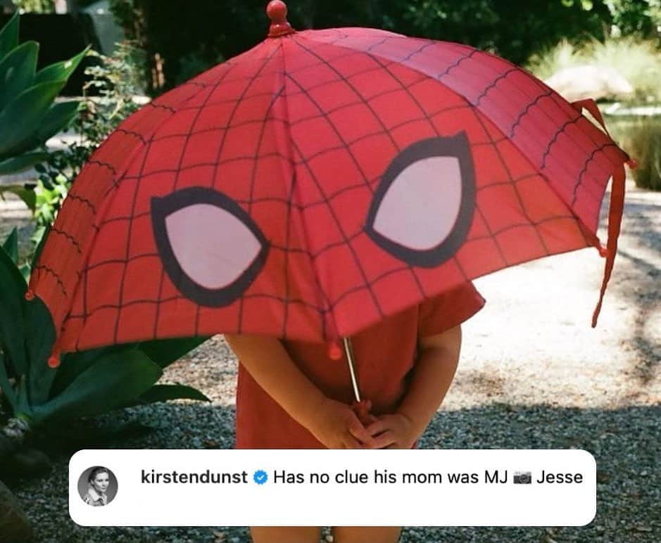 People Magazineさんのインスタグラム写真 - (People MagazineInstagram)「Kirsten Dunst’s son is in for a Marvel-ous surprise! 🕷️ On Sunday, Dunst posted a rare photo of her 2-year-old son James on Instagram hiding behind a Spider-Man umbrella.  Tap our bio link for more. | #regram, @kirstendunst」9月19日 11時31分 - people