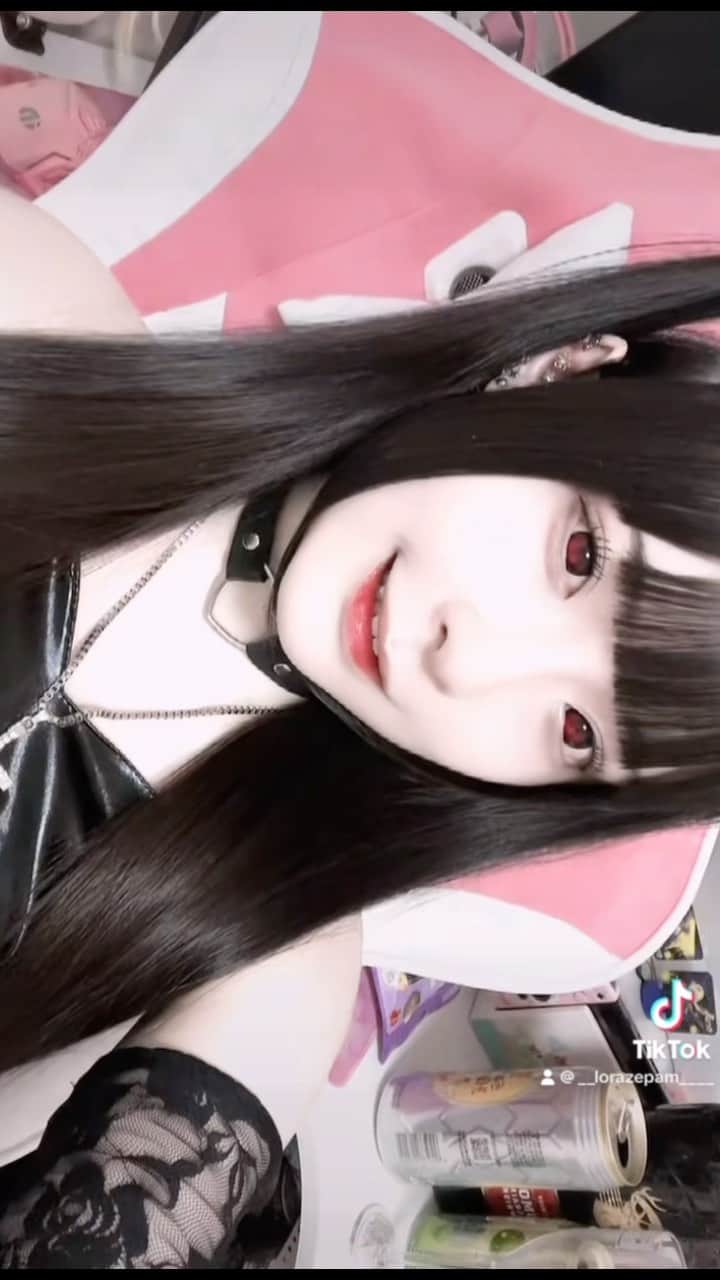 ゼパのインスタグラム：「いつまでツインテールできるだろう」