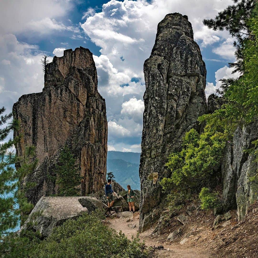 GORE-TEX Products JPのインスタグラム：「自然が創り出す神秘的な景色。  Mountain Tech： Harry Christensen  #goretex #ゴアテックス #ハイキング #登山 #山登り #アウトドア」