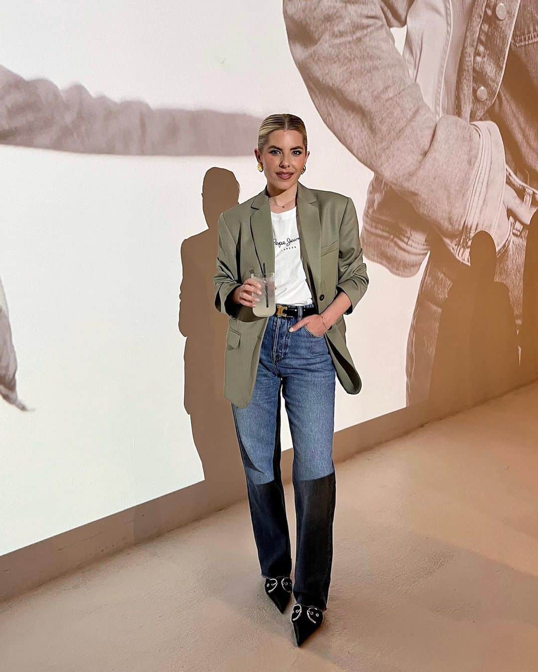 Mollie Kingさんのインスタグラム写真 - (Mollie KingInstagram)「Wonderful evening with the gorgeous @pepejeans gang   #lfw」9月19日 3時49分 - mollieking