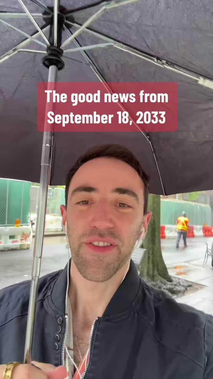 Jacob Simonのインスタグラム：「It’s quite rainy but that won’t stop today’s good news! (Sorry it’s hard to hear me today, I couldn’t hold the mic bc of my umbrella 😤) #goodnews #ftfaot #forthefirstandonlytime #september18 #climativity 🎶 Music by Tristan Arostegui & Hunter Hanson」