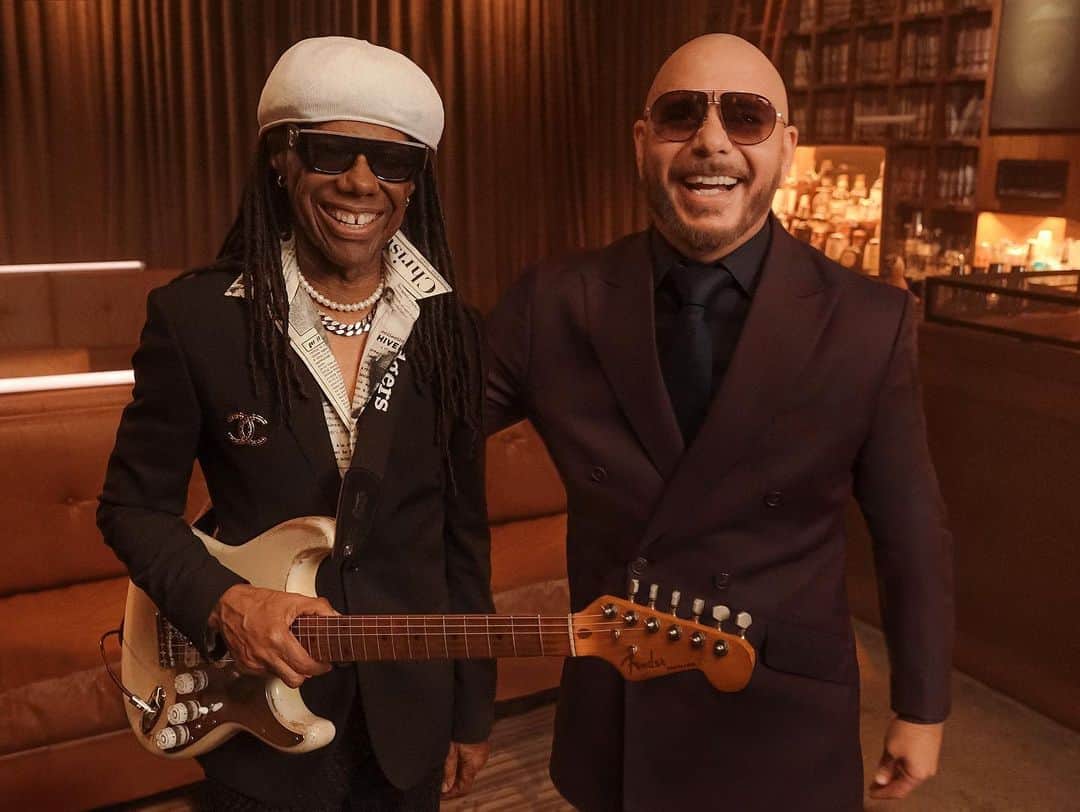 ピットブルのインスタグラム：「an honor to work with the legend @nilerodgers on the new single #Freak54 — out now.」