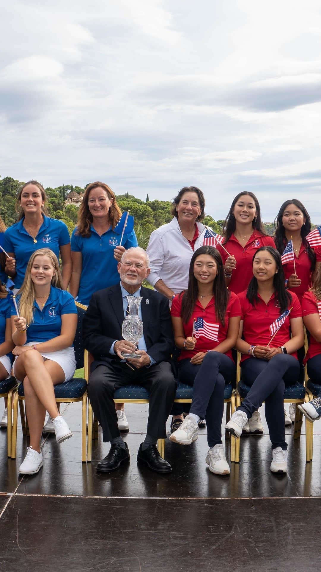 ベレン・モゾのインスタグラム：「🏌️‍♀️ Team Europe Dominates Day 1 at the Ping Junior Solheim Cup ⛳️ Can they seal the deal tomorrow? 🇪🇺🏆 #PingJuniorSolheimCup #TeamEurope #OnToVictory」