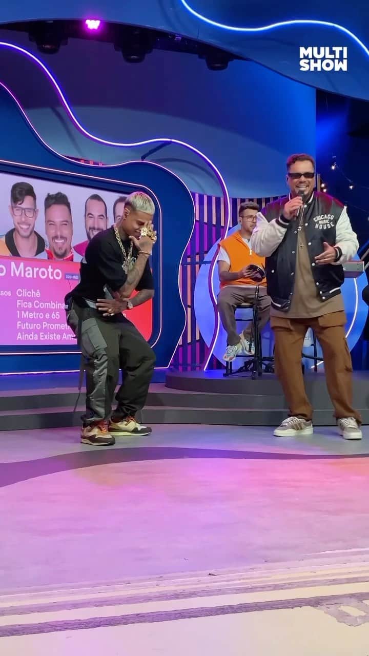 Sorriso Marotoのインスタグラム：「Eu fico igual o @mccabelinho quando o @sorrisomaroto toca as antigas! 🥹 #TVZCabelinho」