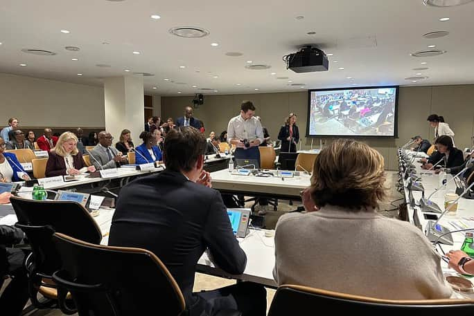 ロジャー・フェデラーさんのインスタグラム写真 - (ロジャー・フェデラーInstagram)「🌎 At the UN General Assembly: Had the privilege to meet and learn from so many motivated and inspiring people who are passionate about making preschool education a reality for all! 📚🙌 @rogerfederer.foundation」9月19日 8時06分 - rogerfederer