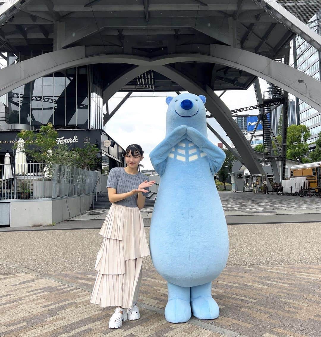 のインスタグラム：「改めまして、中部電力 MIRAI TOWER 70周年記念アンバサダーに就任致しました。  今年の7月から1年間頑張ります🗼🩵  中部電力 MIRAI TOWERの 70 周年記念事業などを中心に、イベントでの PR や SNS を通 して中部電力ミライタワーの魅力を発信していきますꉂ📢🤍  よろしくお願いいたします！😸  #中部電力 #名古屋 #PR」