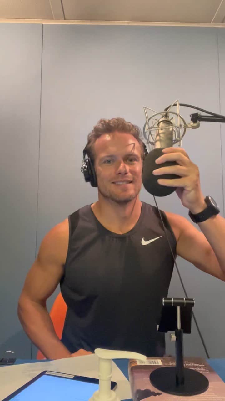 サム・ヒューアンのインスタグラム：「In the Big Apple, recording the audio book for: “Clanlands - in New Zealand”!  Proud how this book has turned out, loved writing the third instalment in the series, yet more great adventures down under! 🇳🇿   Preorder for audible and hardback available now! X (Link in stories)」