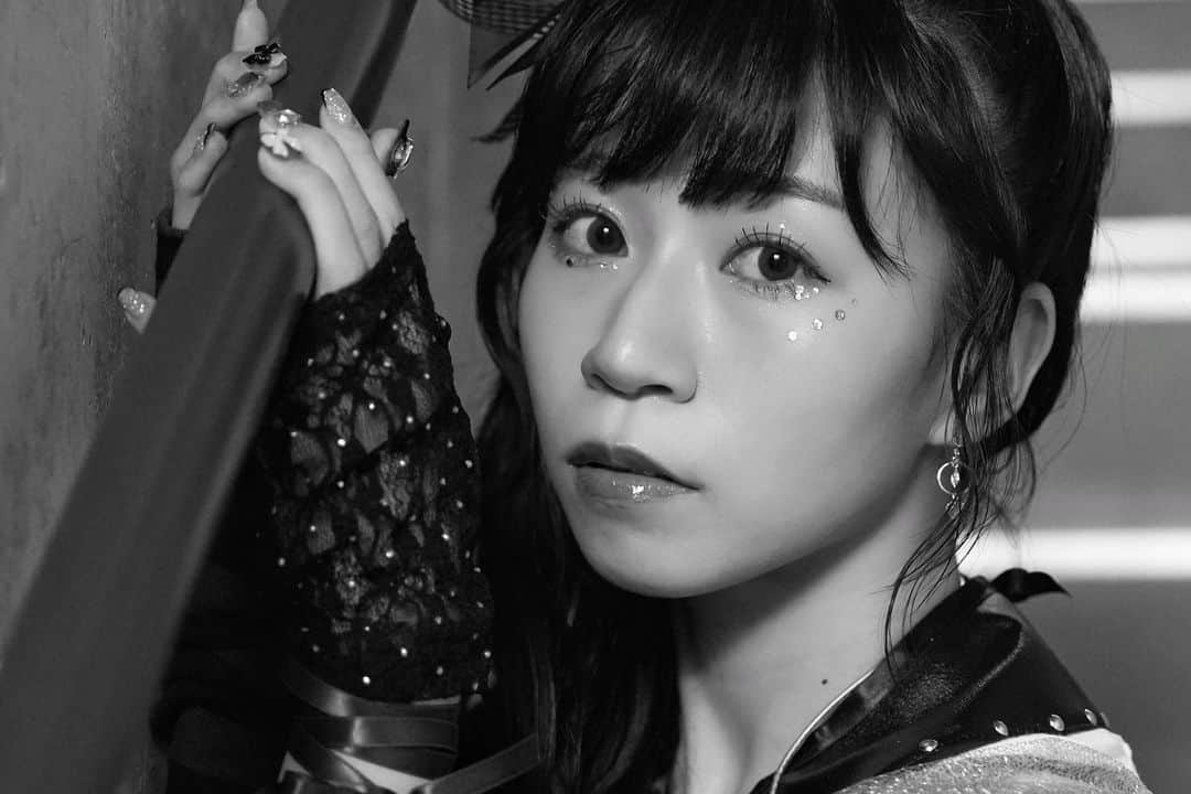 田辺留依のインスタグラム：「「プロジェクトセカイ 3rd Anniversary 感謝祭」  ありがとうございました！  お楽しみいただけましたか？  🖤🤍  朝比奈まふゆ役　田辺留依  #プロセカ感謝祭 #Photo #makeup」