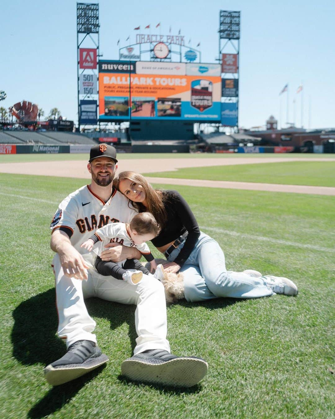 アレックス・ウッドさんのインスタグラム写真 - (アレックス・ウッドInstagram)「baby’s first baseball szn… i remember when we used to dream about this 🎞️🥲🫶🏼captured on a mix of film/digital by @elizabethpishalphoto」9月19日 10時41分 - awood45