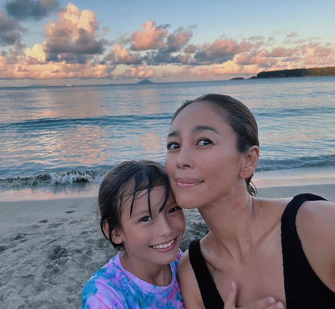 大桑マイミのインスタグラム：「下田の旅 🏄🩵🐠🐟🐋🐬🦐🪼 ずーーーと海で遊んだ 最高な休日。」