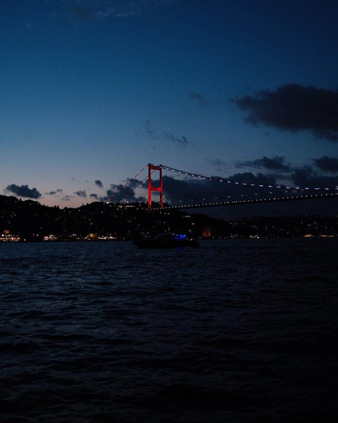 Boran Kuzumさんのインスタグラム写真 - (Boran KuzumInstagram)「Istanbul, ‘23 🤍🇹🇷」9月19日 22時14分 - borankuzum