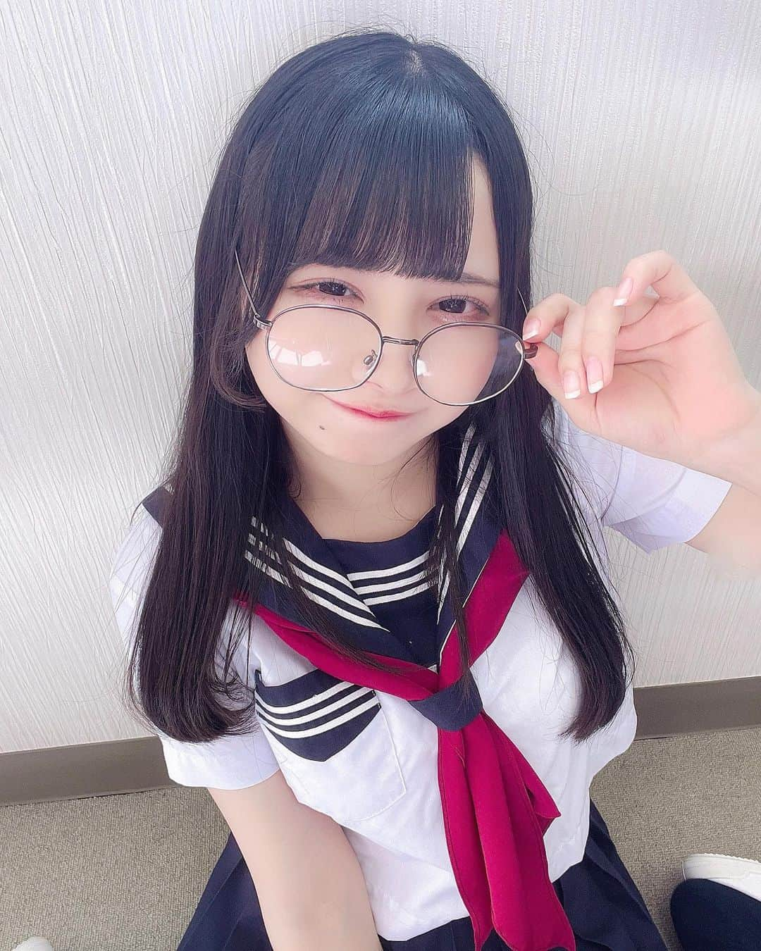 藤田梨々花さんのインスタグラム写真 - (藤田梨々花Instagram)「勉強教えてくれるー？」9月19日 22時14分 - teratera_ririka