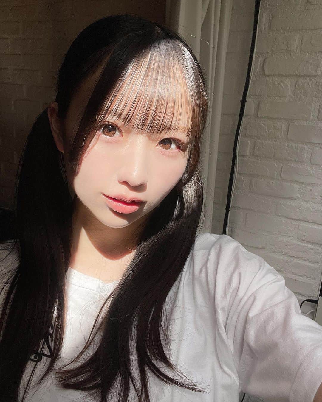 柳川みあのインスタグラム：「自然光🩵」
