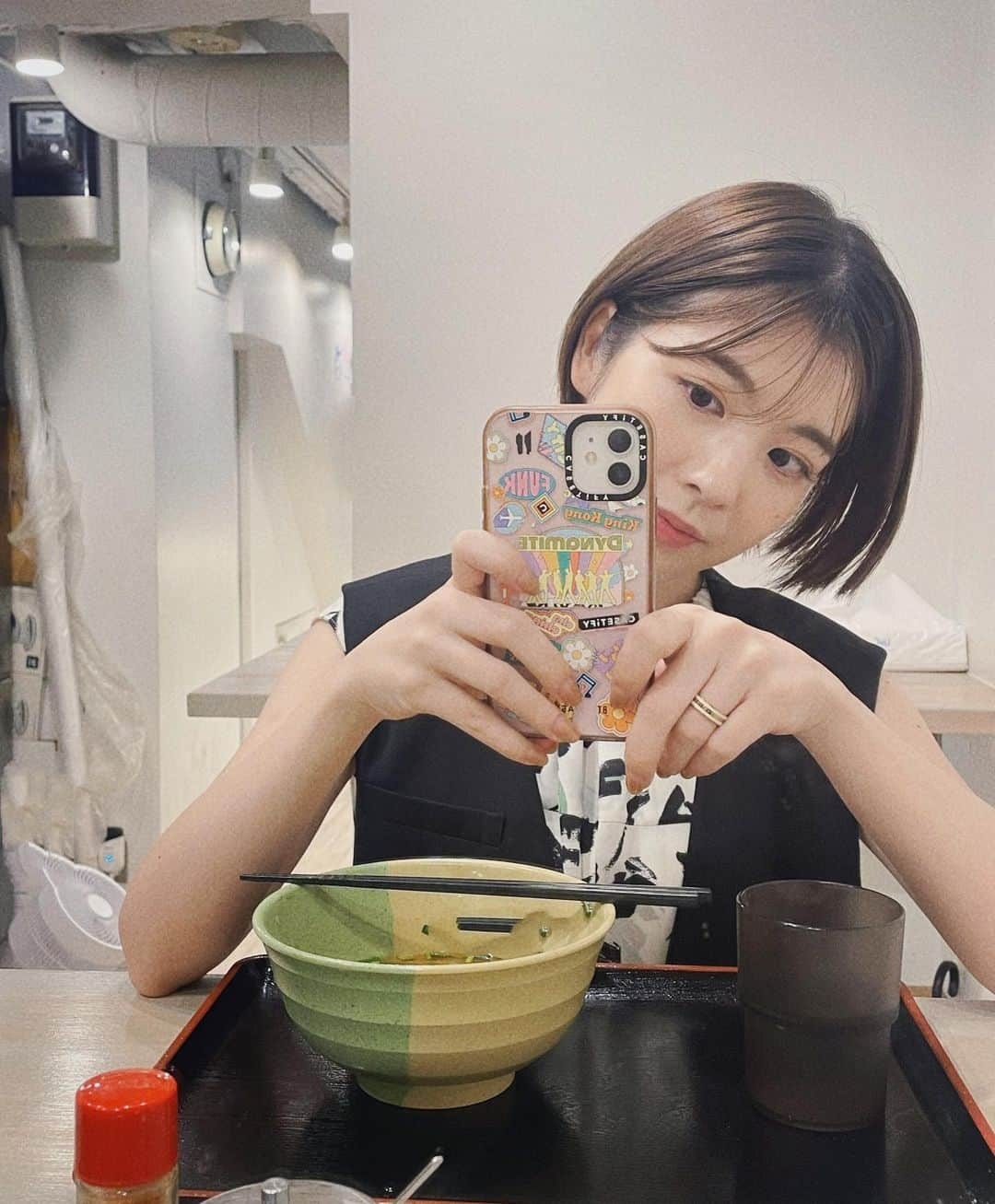 佐藤真知子さんのインスタグラム写真 - (佐藤真知子Instagram)「🍜  1人で立食いのお店に入れた時、 大人になったなぁーって。 思う。  ｸﾞｯﾅｲ✌︎」9月19日 21時06分 - machiko.sato09