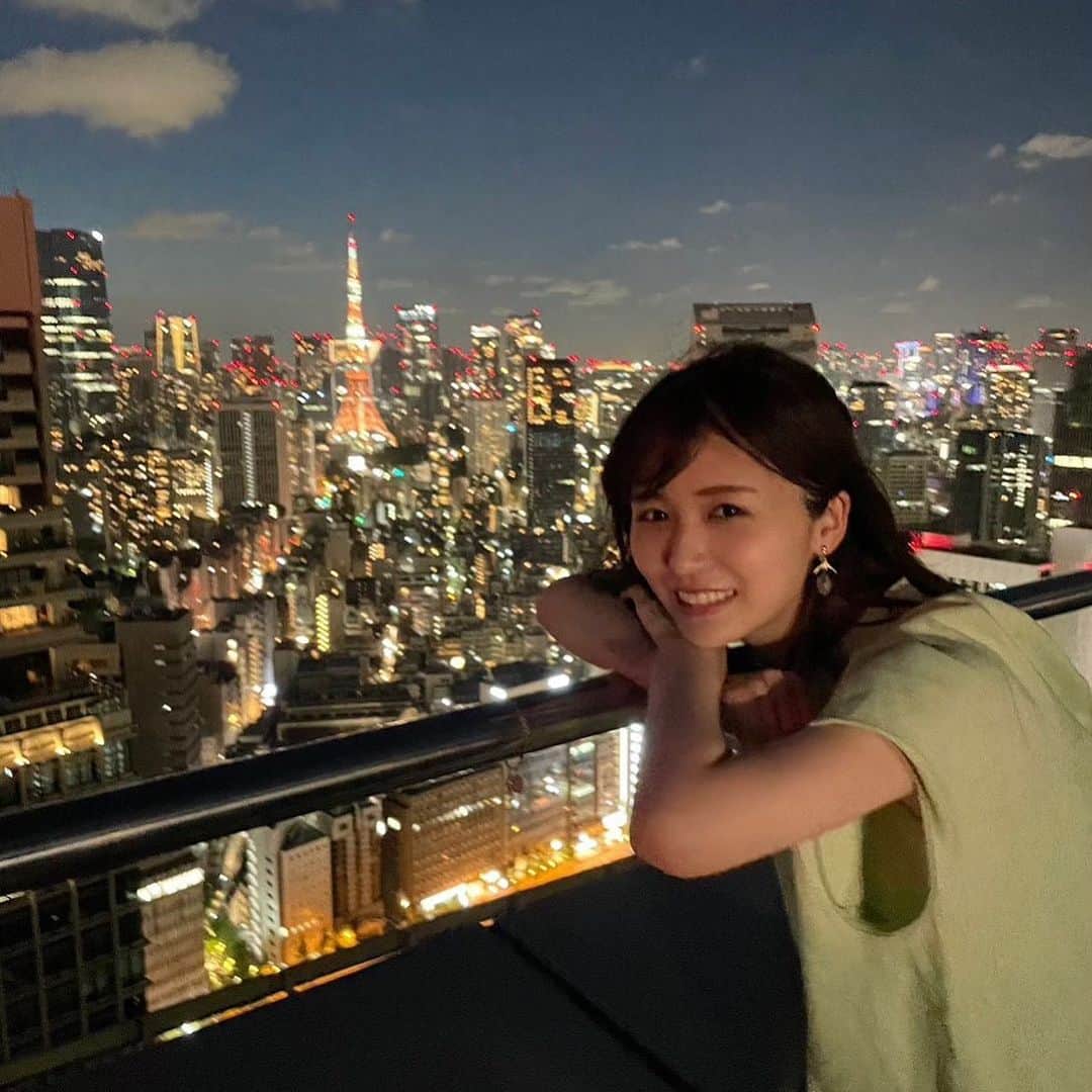 ウソ婚のインスタグラム：「※ ⛪️┈┈┈┈** 　#ウソ婚 ** ┈┈┈┈💍  第11話の放送まであと2️⃣時間  匠の本当の気持ちを聞いた八重が出す答えとは...!?  #長濱ねる」