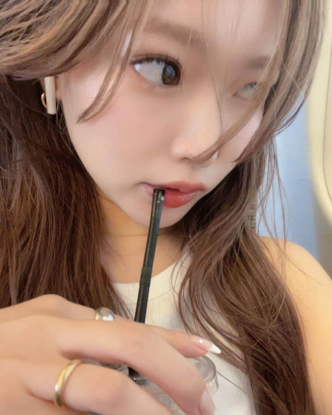 高田茉実のインスタグラム：「go to OSK♥︎(弾丸ツアー)  久々にチークしたナ」