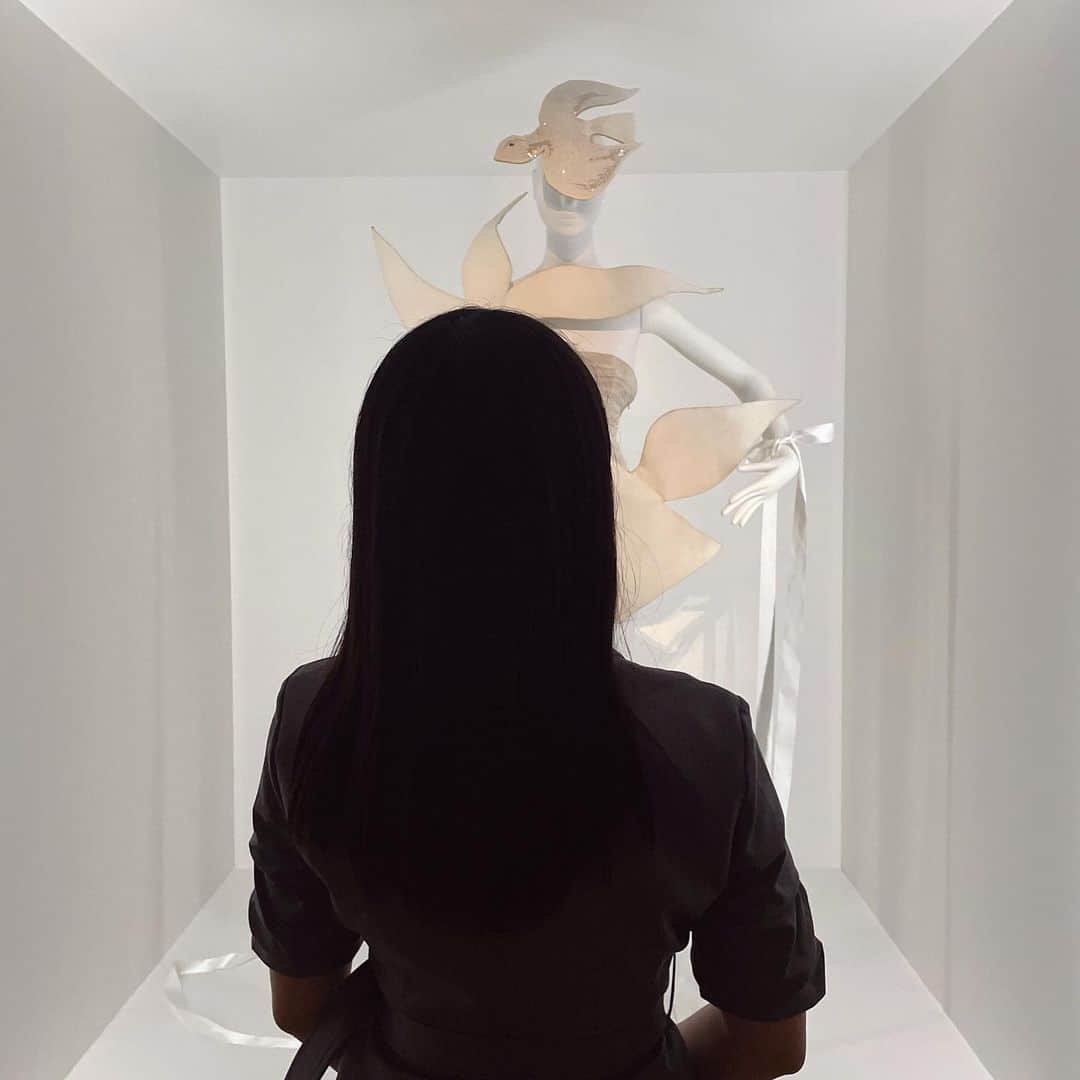 もかさんのインスタグラム写真 - (もかInstagram)「イヴ・サンローラン展 時を超えるスタイル にご招待していただいて行ってきました ...