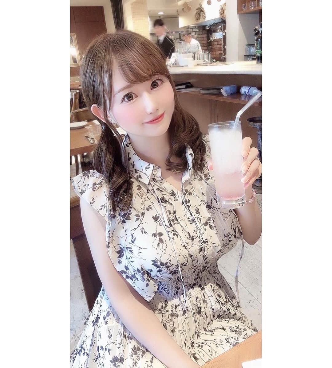 吉田麻衣子さんのインスタグラム写真 - (吉田麻衣子Instagram)「表参道bamboo🍽️ 暑くて　テラスで撮るの断念 素敵なお店でした☺️ #表参道 #表参道ランチ #表参道バンブー #吉田麻衣子 #instafollow  #instagood  #instalike #instahappy  #model #snidel  #bamboo  #表参道bamboo」9月19日 21時57分 - maiko.yoshida