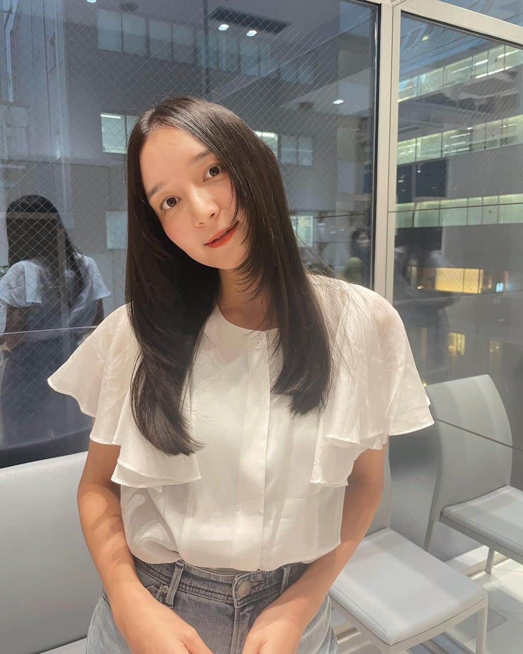 大西百合子のインスタグラム：「✂︎✨  かっこいい女性を目指して少し大人っぽくイメチェンしてみたっ🦋 Thank you, @zacc_miyagawa   #onishiyuriko #vsco」