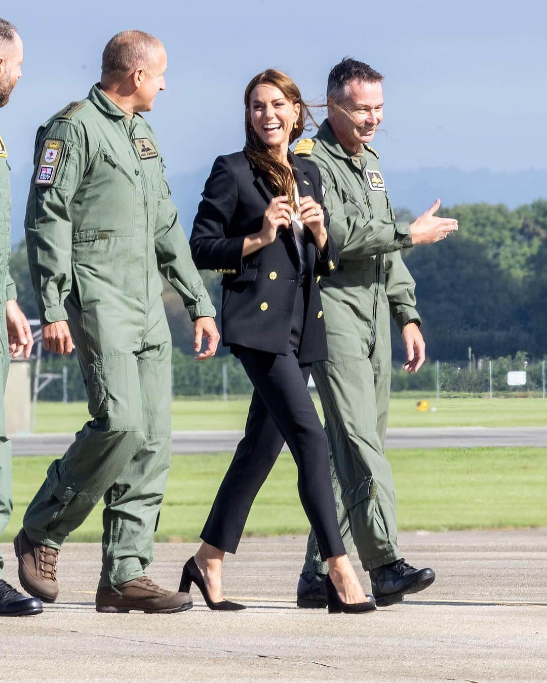 Just Jaredさんのインスタグラム写真 - (Just JaredInstagram)「Kate Middleton and Prince William are keeping busy with different outings on opposite sides of the globe. Prince William visited the United Nations headquarters and the Billion Oyster Project while Kate was at the Royal Naval Air Station Yeovilton. We've got more pics and details over at JustJared.com! #KateMiddleton #PrincessCatherine #PrinceWilliam #RoyalFamily Photos: Getty」9月19日 14時18分 - justjared