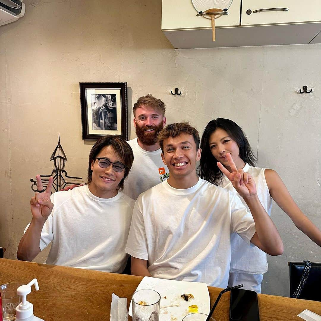 松下信治さんのインスタグラム写真 - (松下信治Instagram)「Gambare Alex ✌️ @alex_albon」9月19日 14時29分 - nobu_mat13