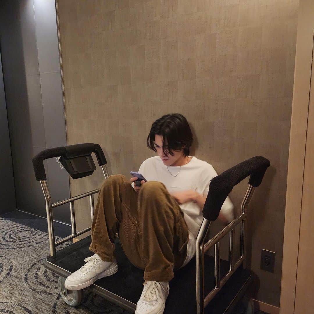 ヘンドリー（HENDERY）のインスタグラム：「Tokyo 💚 thank you~」