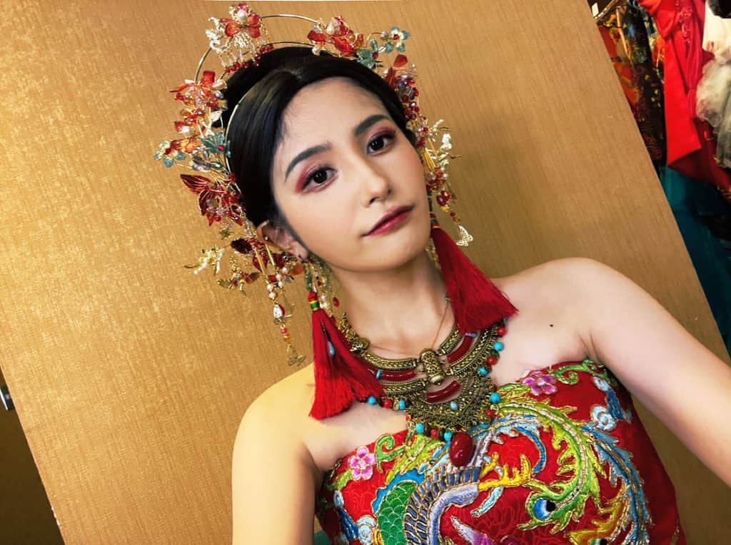池谷実悠のインスタグラム：「どこの国の誰？？  #台湾 #テレ東 #アナウンサー #阿里山的姑娘」