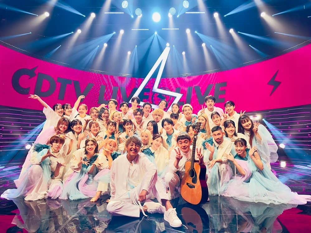 tsmshibuya_datokyoさんのインスタグラム写真 - (tsmshibuya_datokyoInstagram)「CDTVライブ!ライブ! 2時間スペシャル前編  ゆず「ビューティフル」TV初披露！こちらにも在校生が出演させて頂いております！ TAKAHIRO先生、ありがとうございました！✨  #tsmshibuya#datokyo#dancer#student#portrait#dance#actor#voiceactor#musictechnology#vocal#musician#concert#musicbusiness#shibuya#声優#俳優#アクター#ミュージカル #ゆず #ビューティフル #CDTV」9月19日 14時57分 - datokyo_tsmshibuya