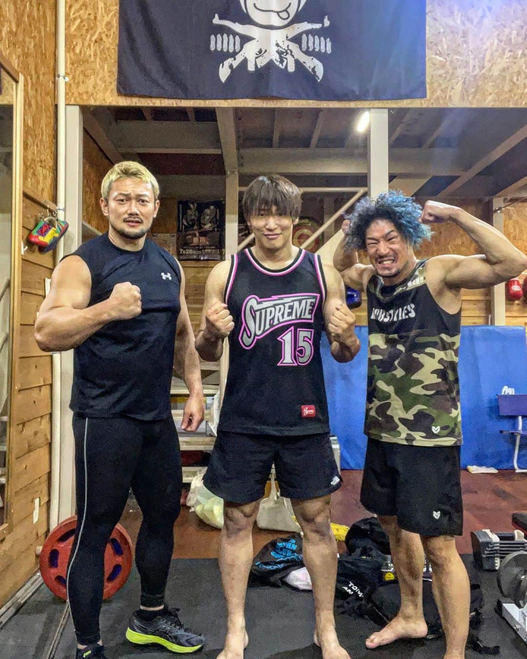 のインスタグラム：「滾る🔥🔥  #滾ってなんぼ #生きる #痛みが正義」