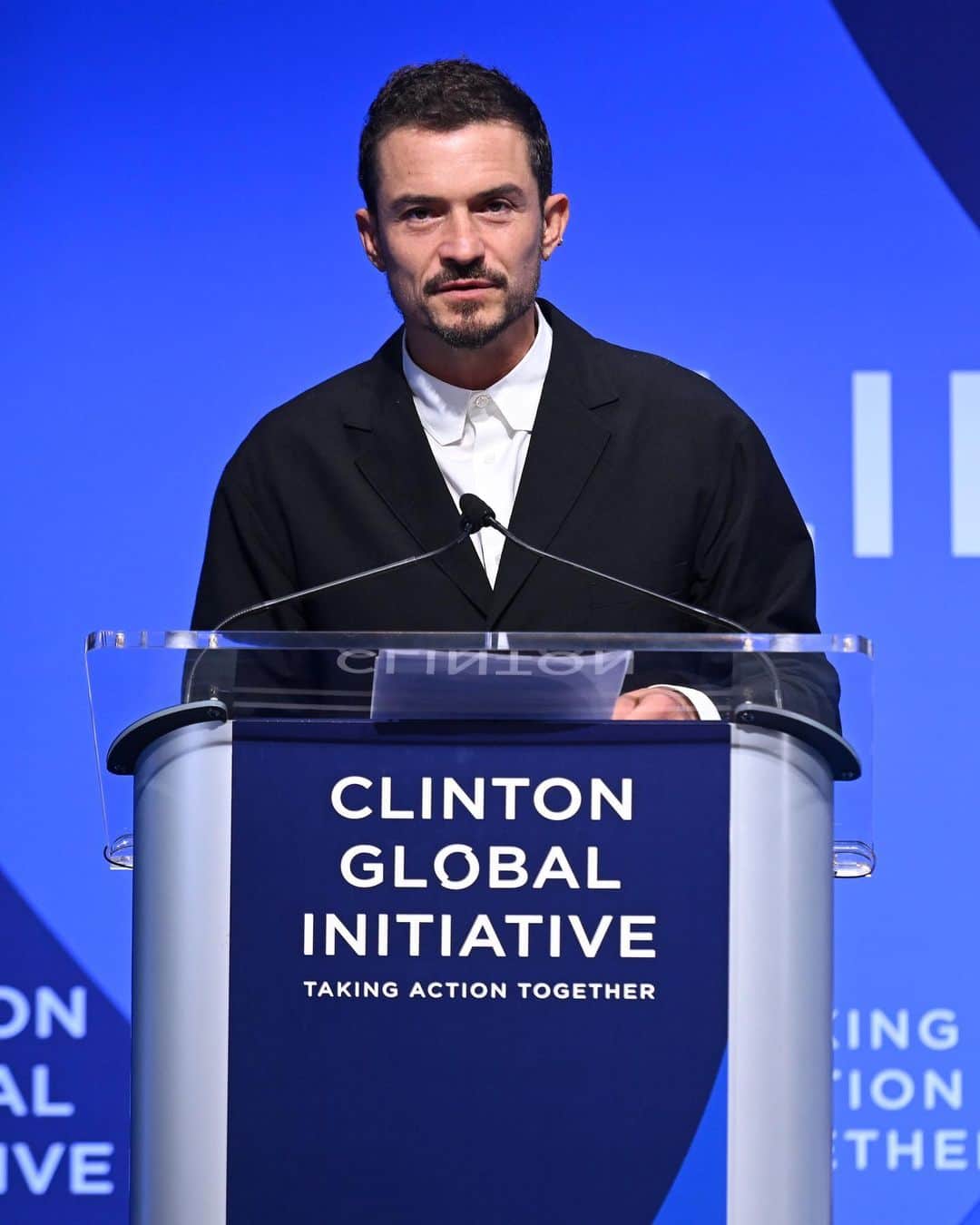 Just Jaredさんのインスタグラム写真 - (Just JaredInstagram)「Orlando Bloom, Patrick Dempsey, Karlie Kloss and more celebrities joined Hillary and Chelsea Clinton at a meeting for the Clinton Global Initiative tonight in NYC. We've got more pics over at JustJared.com! #OrlandoBloom #PatrickDempsey #KarlieKloss #HillaryClinton #ChelseaClinton Photos: Getty」9月19日 15時00分 - justjared