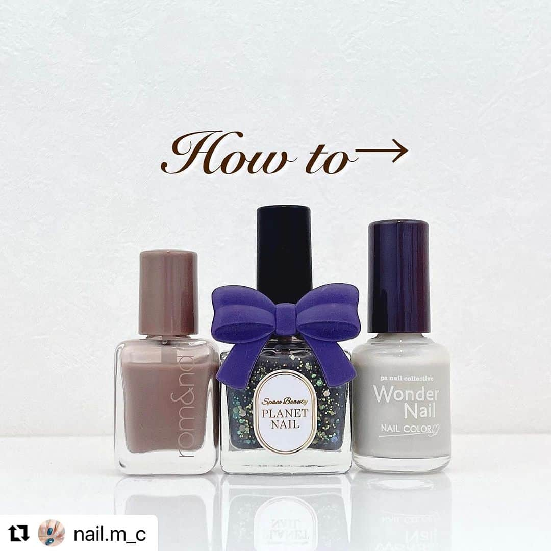 【PLANET NAIL（プラネット ネイル）】公式さんのインスタグラム写真 - (【PLANET NAIL（プラネット ネイル）】公式Instagram)「✰✰✰✰✰✰✰✰✰✰✰✰✰✰✰✰ PLANET Girl🪐 @nail.m_c さま♡  新色PLH04 エトワールグレー を使った秋先取りグレーぷっくりネイルデザインをご紹介させていただきます👩‍❤️‍💋‍👩✨✨✨  この上級お洒落テクがたまらない🩷 ╍ ╍ ╍ ╍ ╍ ╍ ╍ ╍ ╍ ╍ ╍ ╍ ╍ ╍ ╍ ╍ ╍  ⬇︎使用したネイルの名前は下に書いてます⬇︎  No.174 🩶💫  *𓂃 𓈒𓏸𑁍  𝙉𝘼𝙄𝙇 𝙂𝙊𝙊𝘿𝙎*𓂃 𓈒𓏸𑁍   a.ロムアンド #モーブサンド b.プラネットネイル #エトワールグレー  c.paワンダーネイル　#RWN12  *𓂃 𓈒𓏸𑁍 *𓂃 𓈒𓏸𑁍 *𓂃 𓈒𓏸𑁍  . . . 『PLANET NAIL』より9月11日に新商品が発売されます✩°̥࿐ ぷっくりしてツヤっと感が出せるネイルハードナー から ラメ入りが新登場です✧*｡  ラメ入りなのに1度塗りで ラメも色もしっかりついて単体でも とてもきれいに仕上がります❤︎*゜ ハケで塗るだけでここまでラメが付いてくれるのは すごいと思いました！！ . . . おすすめネイルカラーなど 【LIPS】まっこ＊self nail に載せています𓂃◌𓈒𓐍 𓈒 よかったら見てください𓂃𓆉𓇼𓈒𓏸  #プラネットネイル #planetnail #ロムアンド #panail #paネイル #秋ネイル #秋ネイルデザイン #ニュアンスネイル #シンプルネイル #セルフネイル #selfnail #おうちネイル #グレーネイル #グレージュネイル #ホロネイル #きらきらネイル #つやネイル #美甲」9月19日 15時12分 - planet.jp