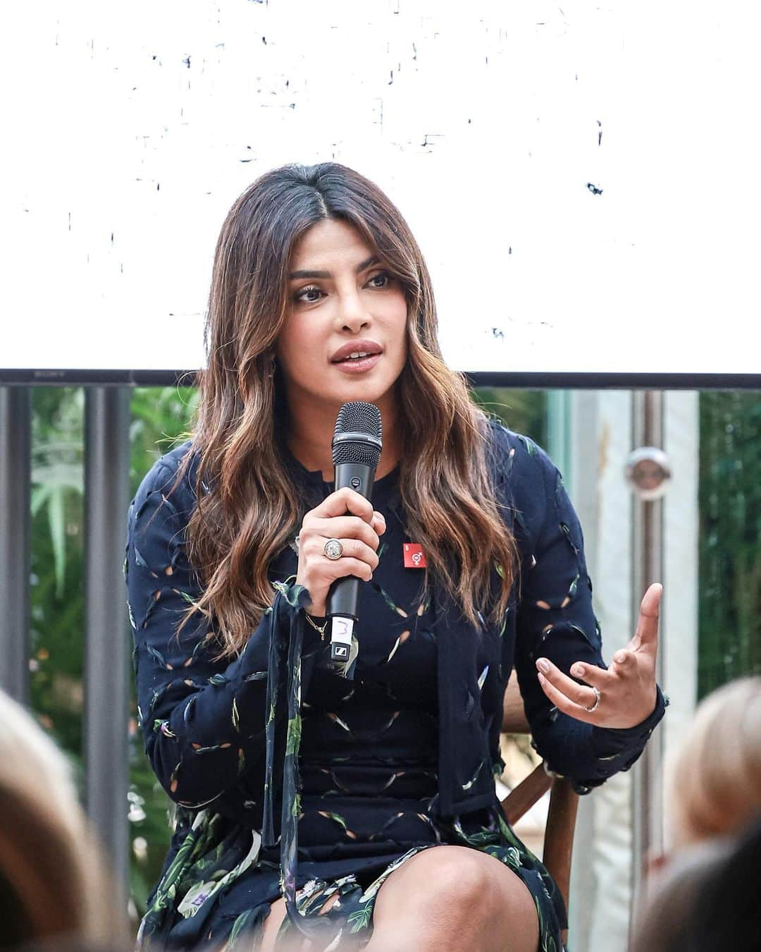 Just Jaredさんのインスタグラム写真 - (Just JaredInstagram)「Priyanka Chopra made her debut appearance as an ambassador for the Victoria's Secret Impact Fund during an event in NYC today. We've got more pics over at JustJared.com! #PriyankaChopra #VictoriasSecret Photos: Getty」9月19日 16時04分 - justjared