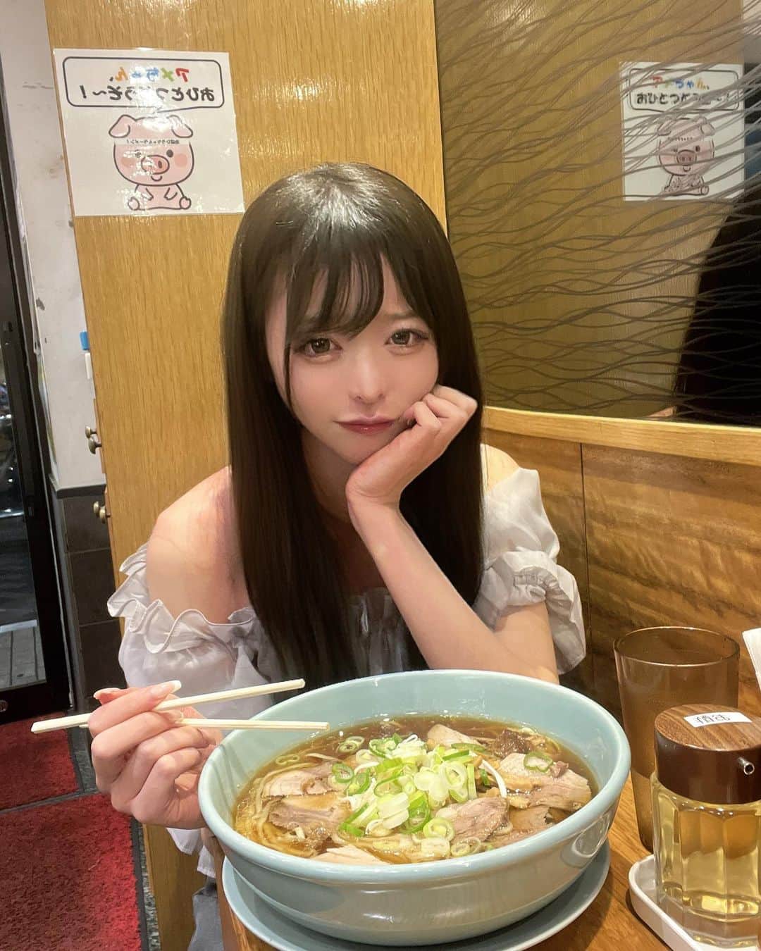 三年食太郎（松島萌子）のインスタグラム：「酒のあとはちゃん系と決まっている  #ちゃん系ラーメン #ひろちゃんラーメン」