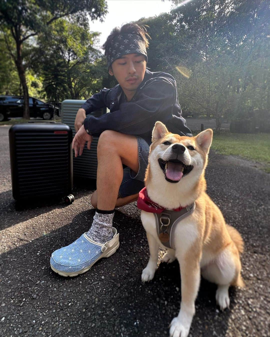 チェン・ボーリンさんのインスタグラム写真 - (チェン・ボーリンInstagram)「Outdoor Day with @afuriinu 🐾🐕🏕️☀️ Super chill super chill 🤙🏻✨」9月19日 17時31分 - chenbolin