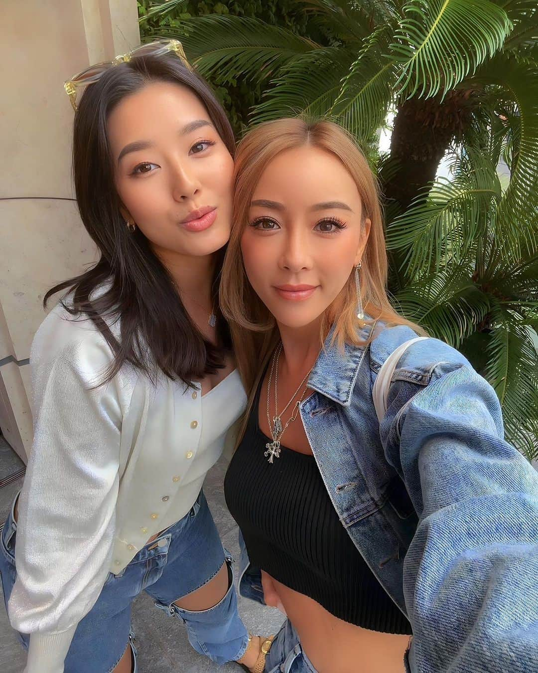 すみれさんのインスタグラム写真 - (すみれInstagram)「My beautiful Sana 💖  So happy I got to see you today! Even for a bit :)  ちょっとだけでも会えて嬉しいマイ美しいお姉様😍 @_genking_」9月19日 17時53分 - sumire808