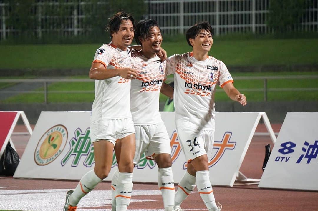 松田力さんのインスタグラム写真 - (松田力Instagram)「応援ありがとうございました😊  #ehimefc  #愛媛fc  #jleague  #松田力  #indonesia  #🇮🇩 #🇯🇵」9月19日 17時59分 - riki_matsuda_official