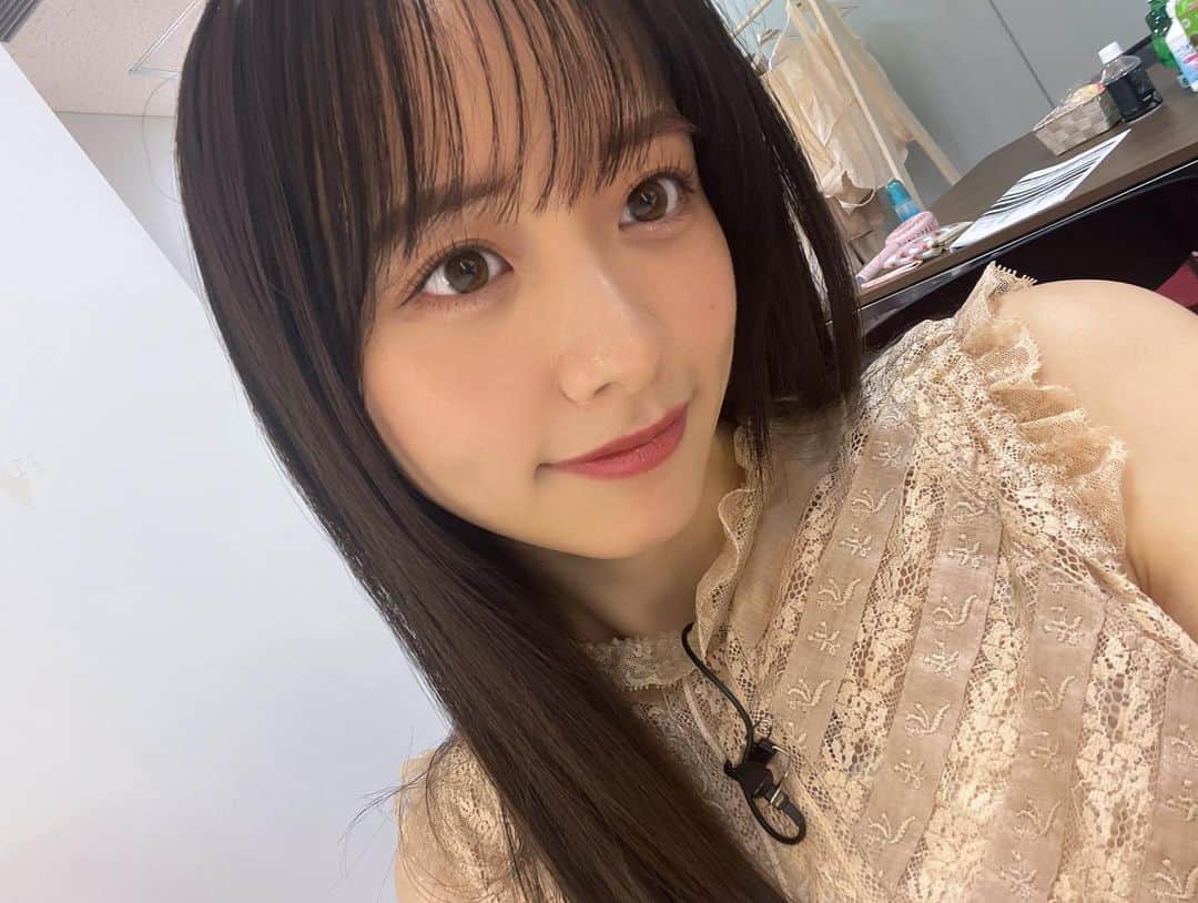 のインスタグラム：「. 最近はストレートヘアにハマってます🌙」