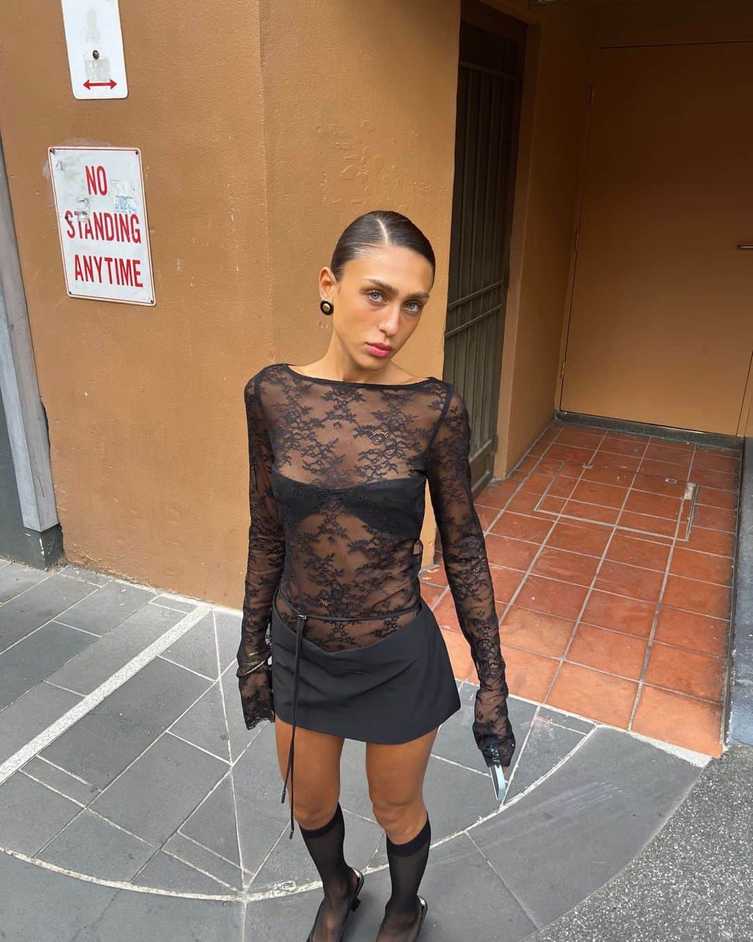 ベック&ブリッジのインスタグラム：「@cameliafarhoodi styles the Nora Lace Long Sleeve Bodysuit. ​​​​​​​​​Restock available online + in stores now. Styled with our Zelie Mini Skirt. ⠀⠀⠀⠀⠀⠀⠀⠀⠀ #becandbridge #embody #newarrivals」