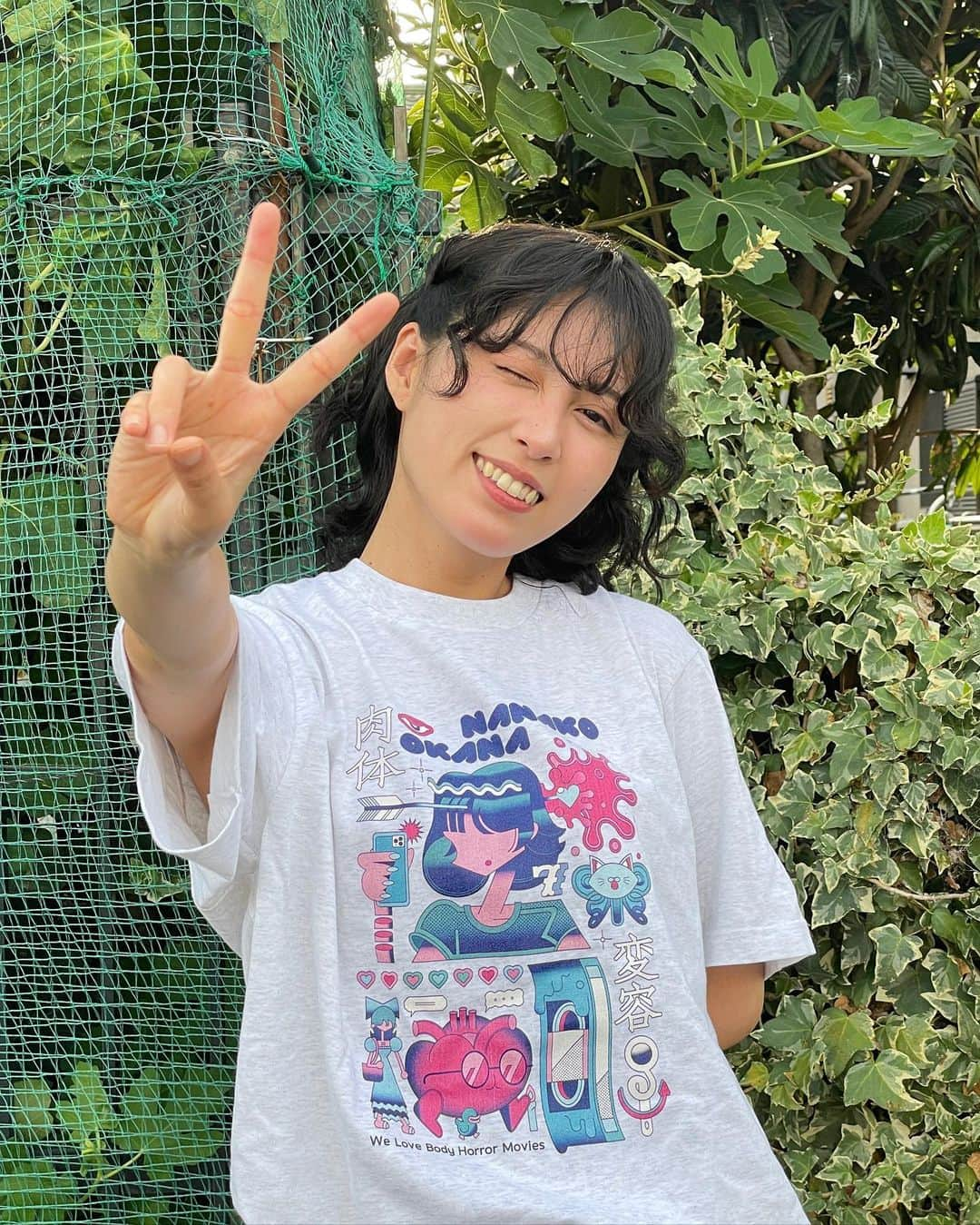 岡奈なな子（おかなちゃん）さんのインスタグラム写真 - (岡奈なな子（おかなちゃん）Instagram)「グレーTも可愛いですよ」9月19日 18時31分 - okanananako_