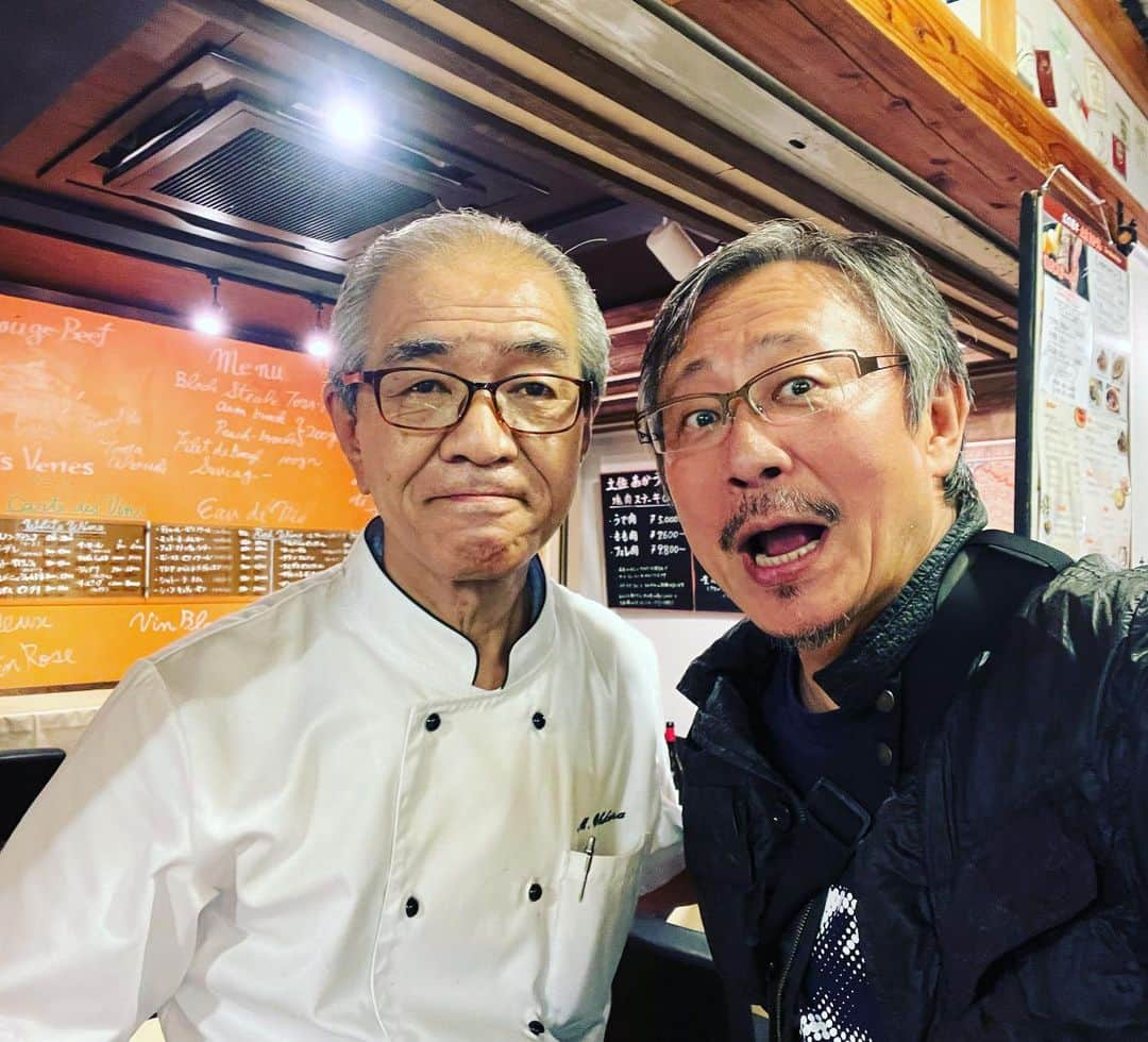 松尾貴史さんのインスタグラム写真 - (松尾貴史Instagram)「昨日はコピーライターの西林初秋さんに紹介していただいた、ひろめ市場内の「プティ・ヴェール」で、土佐の赤牛ウデとモモをいただきました。  少々浮かれております。  #桜の園 #高知 #オレンジホール #明日当日券あります #村井國夫 #市川しんぺー #中上サツキ #川島海荷 #天野はな #松尾貴史 #土佐赤牛 #プティヴェール #ひろめ市場」9月19日 18時44分 - kitsch.matsuo