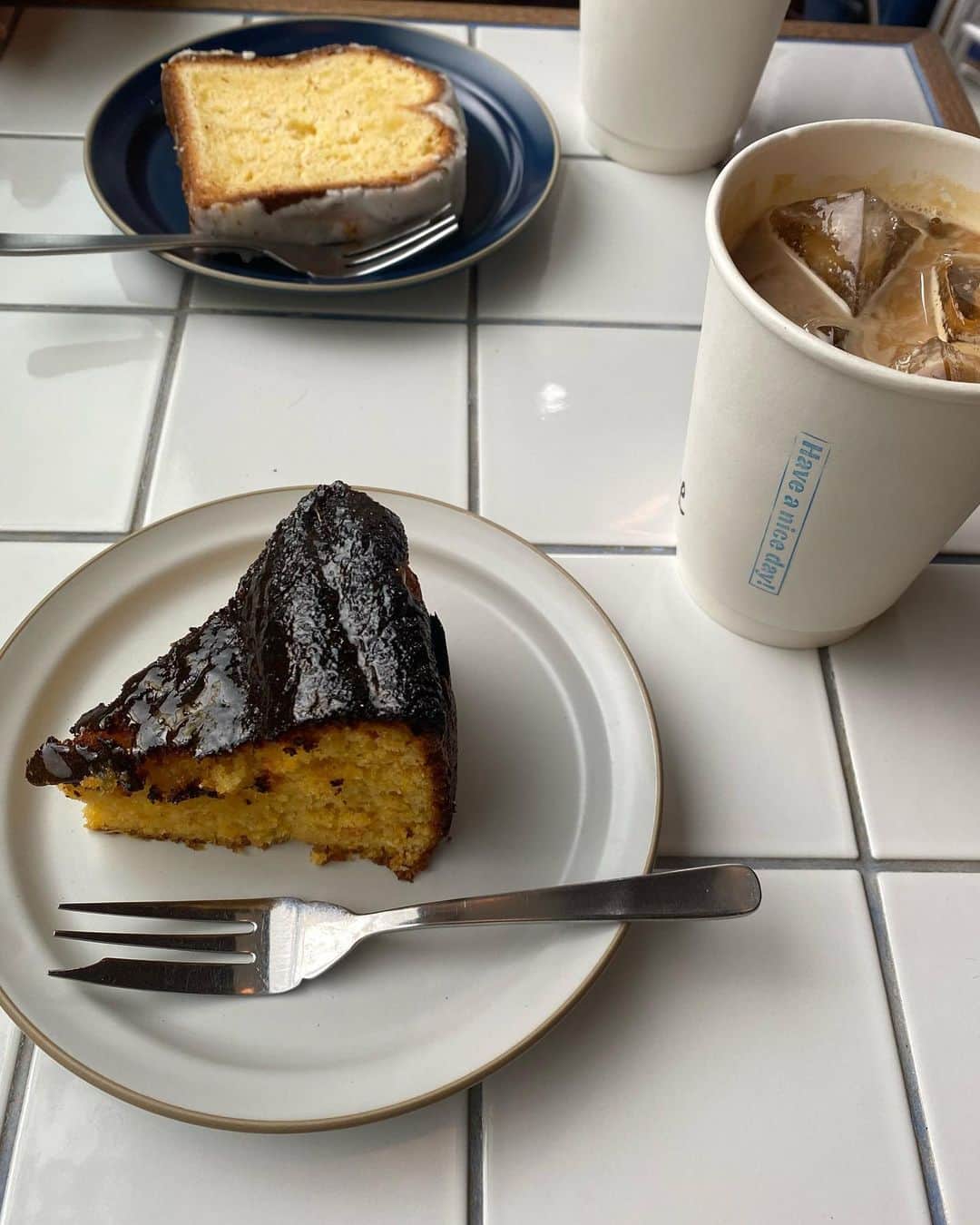 のインスタグラム：「. このオレンジアーモンドケーキが大好き🍰 グルテンフリーなのにしっとりしてて 食べる度に感動する。  既に食べたい😮‍💨」