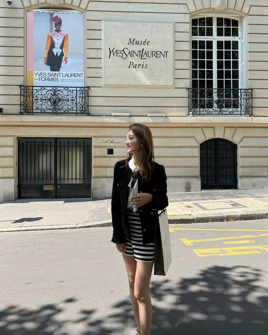 池田有里紗さんのインスタグラム写真 - (池田有里紗Instagram)「@museeyslparis 🕊️  お目当てだったトートバッグはしっかりゲット！  #ysl #yslmuseum #museeyslparis #paris #parismuseum #パリ #パリ旅行」9月19日 18時53分 - arisa.ikd