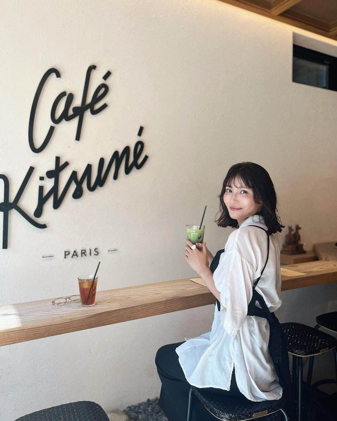 ANNA 杏奈さんのインスタグラム写真 - (ANNA 杏奈Instagram)「📍@cafekitsune . . VIVANT終わっちゃったーTT . . 写真撮ってもらったから載せちゃう🥹 抹茶ラテが美味しすぎて早くまた飲みたい🍵💓 . . #cafekitsune #表参道カフェ #青山カフェ #カフェ巡り #朝活力フェ  #朝活 #東京カフェ #観光 #VIVANT #カフェキツネ #カフェキツネ青山 #etretokyo #ラベルエチュード #searoomlynn #カフェ巡り」9月21日 18時15分 - anna_maria_end18