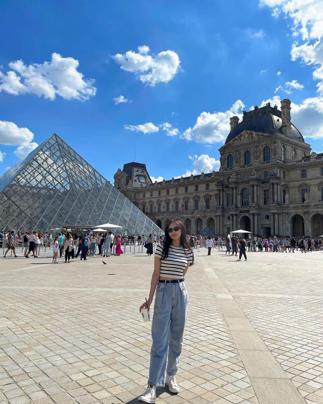 蓼沼楓のインスタグラム：「Paris ☁️🩵」